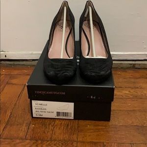 Vince Camuto jungle pattern wedges - new in box